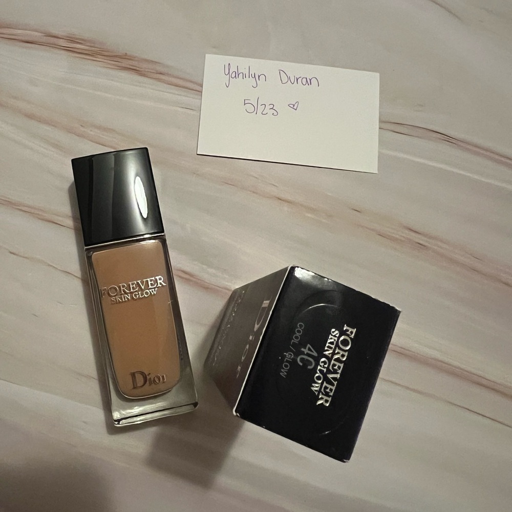 Dior forever glow foundation shade 4C